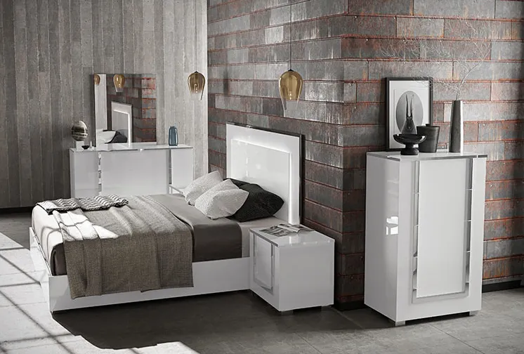 Antonio QN Bed   Dresser   1 NS Elm Grey Wood