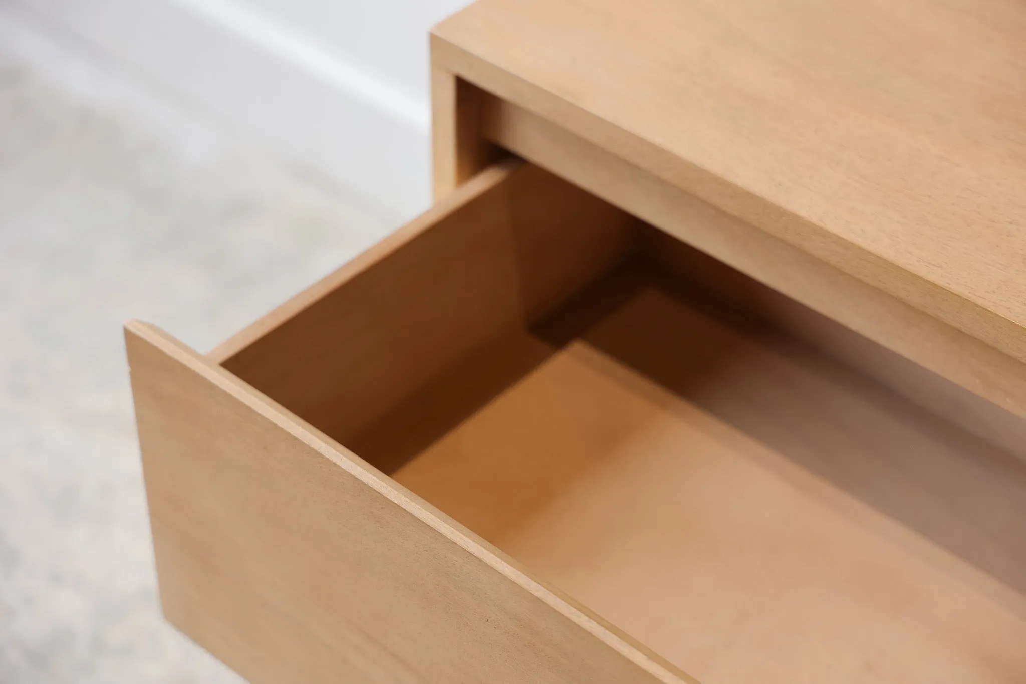 Oslo Nightstand