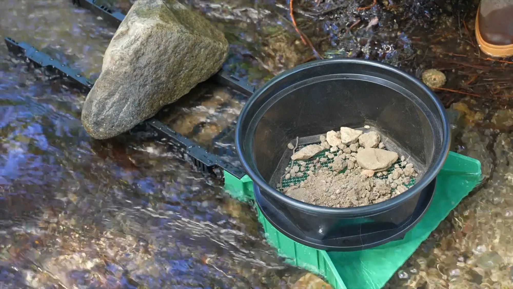 Sluice Fox 36 inch portable sluice box for gold prospecting; Gold classifier mount at sluice box header.  Backpack sluice box with pay dirt bucket sifter